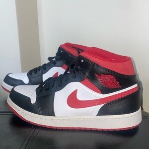Jordan 1 Mid Gym Red Black White Size 7 in Men. Worn  less than 6 times.